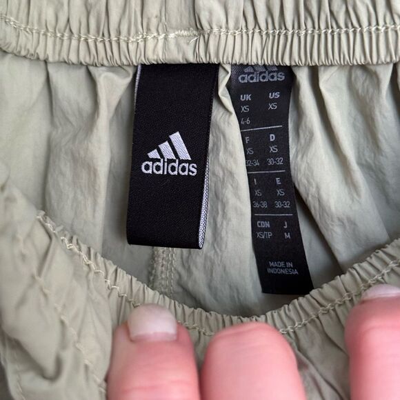 Adidas Utility Woven Magic Green High Rise Athletic Active Shorts - Picture 6 of 6